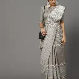 Elephant Print Saree with Contrast Border-image-9