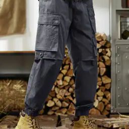 Men Relaxed Fit Cargo Pants-image-45