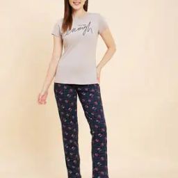 Typographic Print T-Shirt & Pyjamas Set-image-68
