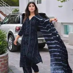 gosriki Women Bandhani Print Straight Kurta with Pants & Dupatta-picture-33