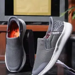 Men Round-Toe Slip-On Running Shoes-image-66