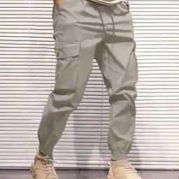 Men Relaxed Fit Cargo Pants-image-48
