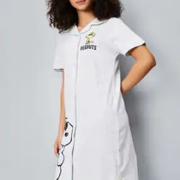 Women Graphic Print Round-Neck Chemise-picture-23