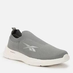 Women Spacefoam Wul Stride Walking Shoes-image-11