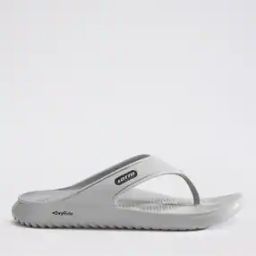 Men Momentum Flip Flops-52