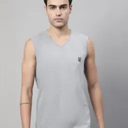 mack jonney Solid Sleeveless Vest-picture-25