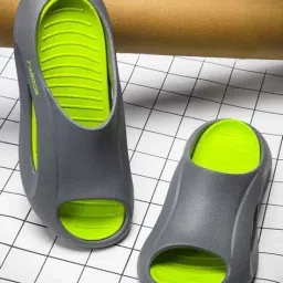abros Men Slip-On Slides image 1