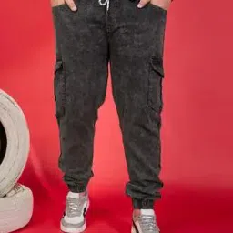 Men Light Wash Jogger Jeans-image-26