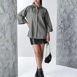Women Loose Fit Shirt with Roll-Up Sleeves-image-29