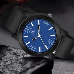 IIK COLLECTION Men Round Dial Adjustable Flexible Silicon Strap Analogue Watch image 1