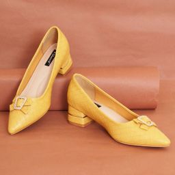 sherrif Women Basket-Weave Slip-On Pointed-Toe Pumps image 1