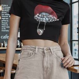 Shein Fitted Short Sleeve Graphic Chest Print Crop Crew Tshirt-picture-26