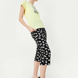 max Typographic Print T-shirt & Capris Set image 2