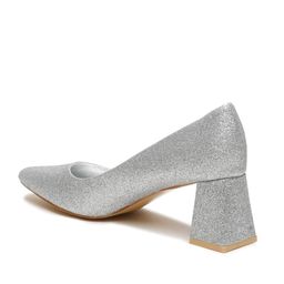 flat n heels Embellished Pumps with Pointed Toes Shape image 3