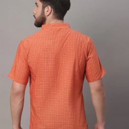 aarsha Checked Short Kurta with Patch Pocket image 4