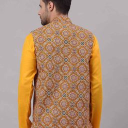 neudis Sleeveless Nehru jacket With Patch Pocket image 4