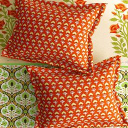 stellar home 120 TC Double Size Bedsheet With 2 Pillow Covers image 4