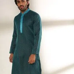 Printed Slim Fit Kurta-image-2