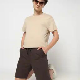 Men Relaxed Fit City Shorts-picture-47