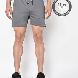 Fast-Dry Shorts with Slip Pockets-picture-35