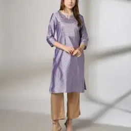 Women Checked Straight Kurta-image-56