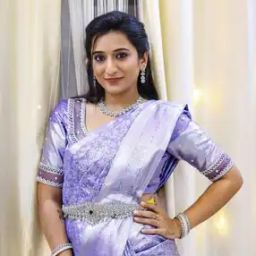 Women Banarasi Silk Saree with Contrast Border-image-30