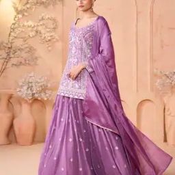 Women Embroidered Straight Kurta Suit Set-image-25
