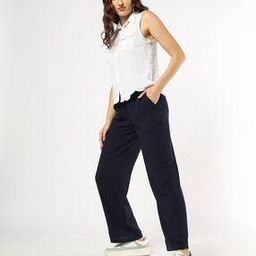 Women Loose Fit Pleated Cargo Trousers-image-4