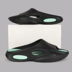 Men Colourblock Round-Toe Clogs-45
