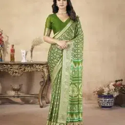 Women Printed Saree-image-22