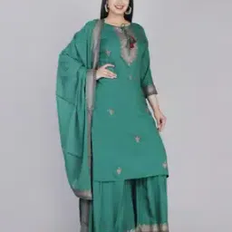 Women Embellished Kurta Set-image-4