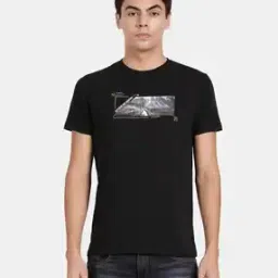 Graphic Print Crew-Neck T-Shirt-image-10