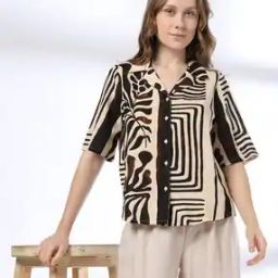 Women Leaf Print Relaxed Fit Shirt-image-1