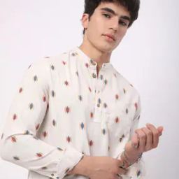 Men Printed Slim Fit Short Kurta with Mandarin Collar-image-2
