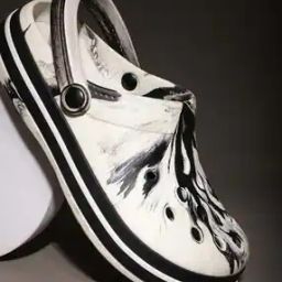 Men Printed Slip-On Round-Toe Clogs-picture-13
