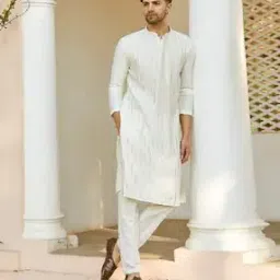 Men Embroidered Regular Fit Kurta-image-28