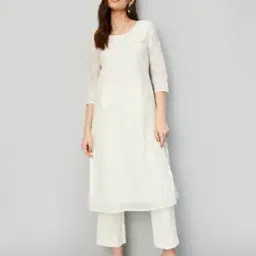 Women Embroidered Straight Kurta-image-9