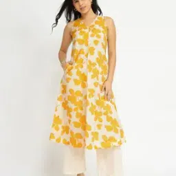 Women Cotton Floral A-Line Kurta Set-image-66
