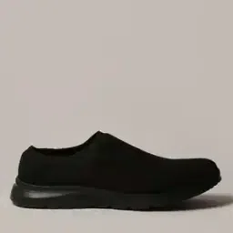 Men Textured Slip-On Sneakers-image-28