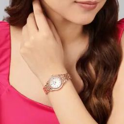 Women Round Dial Analogue Watch -image-90