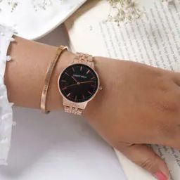Women Analogue Watch With Bracelet-image-95