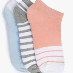 Pack of 3 Knitted Socks-image-58