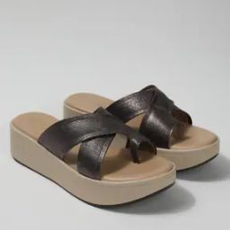 Toe-Ring Platform Sandals-image-1