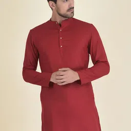 DEYANN Men Red Thread Work Kurta-10
