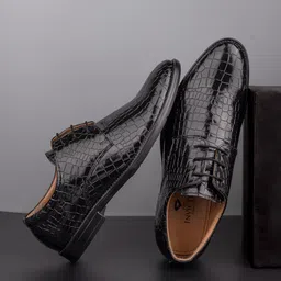 INVICTUS Men Textured Formal Derbys-picture-12