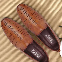 FAUSTO Men Tan Perforations PU Ethnic Lightweight Mojaris-image-16