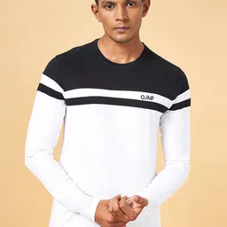 Ajile by Pantaloons Colourblocked Slim Cotton Fit T-shirt-image-7