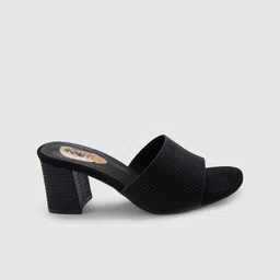 Sole To Soul Textured Open Toe Block Heels image 5