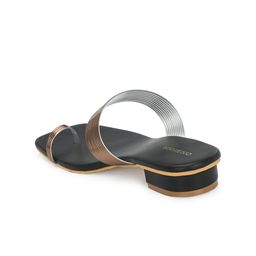 CLOG LONDON Textured One Toe Block Heels image 3