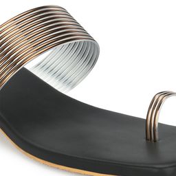 CLOG LONDON Textured One Toe Block Heels image 5